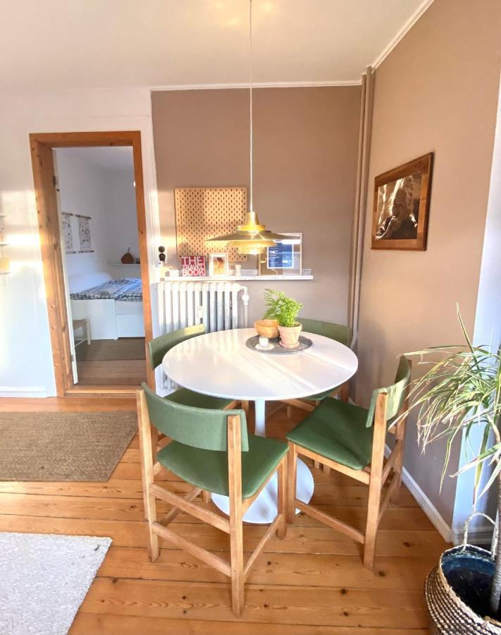 En Hel I Midtbyen - Centralt, Hyggelig Og Taet Pa Alt!
